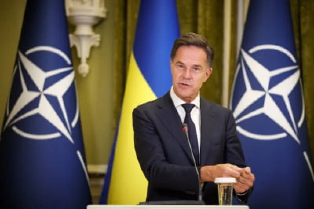 Гарантії безпеки для України матимуть два рівні – Рютте