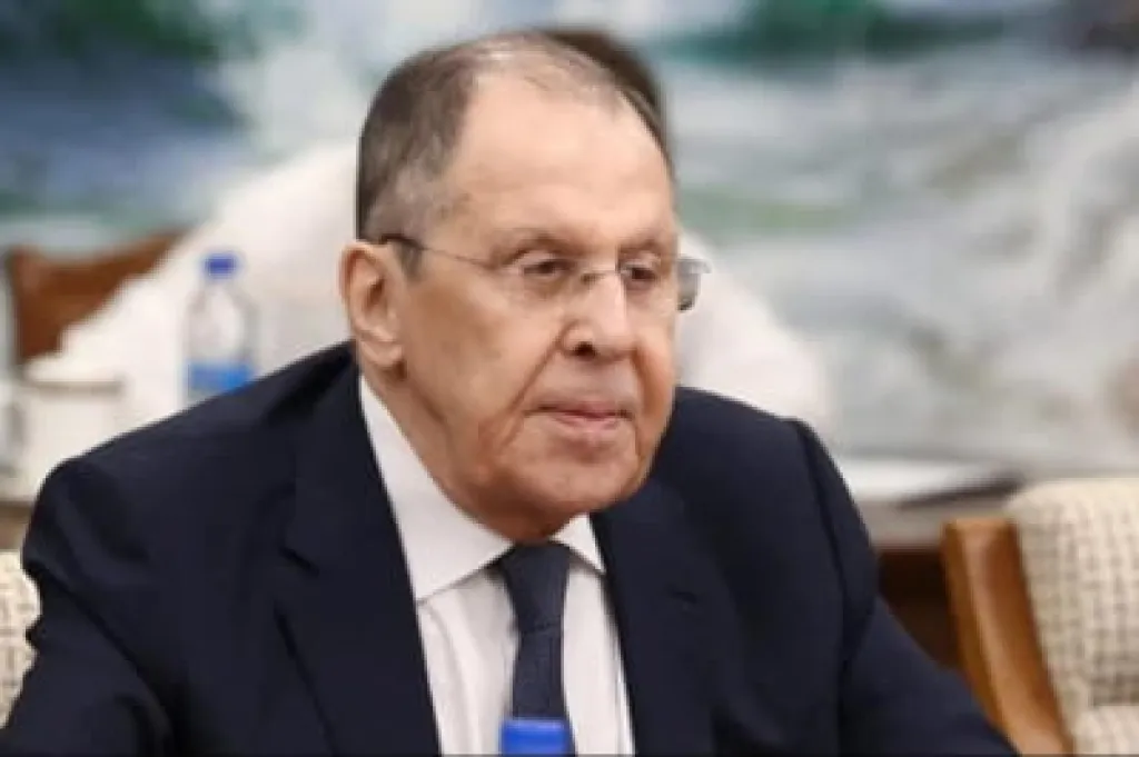 У росії знову вигадали «винних»: Лавров звинуватив Захід у зриві зустрічі Зеленського з путіним