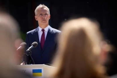 Столтенберг у мемуарах назвав відмову закрити небо над Україною у 2022 році «болючою»