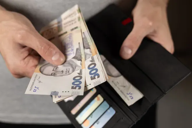 Мінекономіки спростувало чутки про зупинення програми “Національний кешбек”
