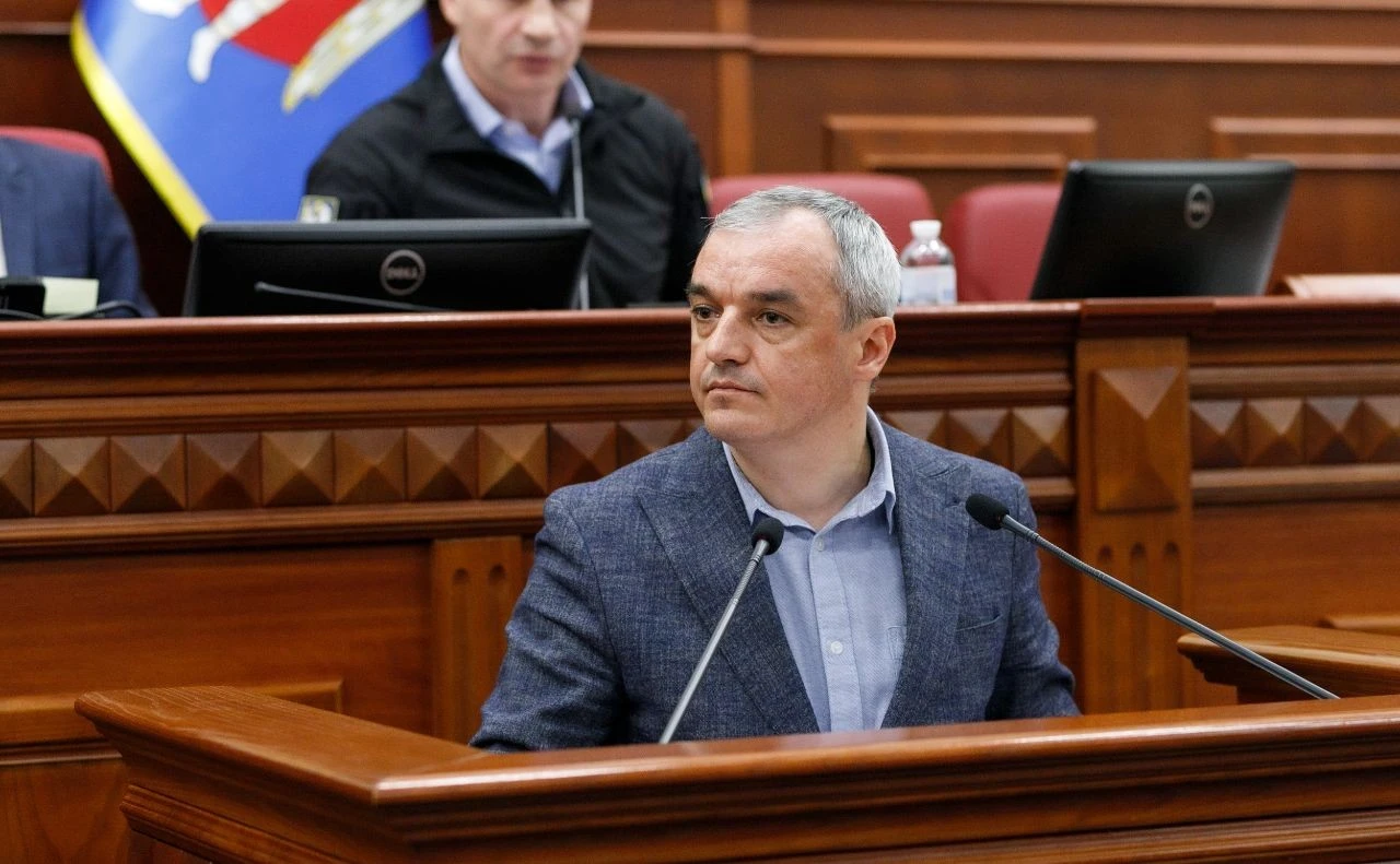 Мільярд на мобілізацію та допомога фронту: Київрада розширила фінансування програми «Захисник Києва»