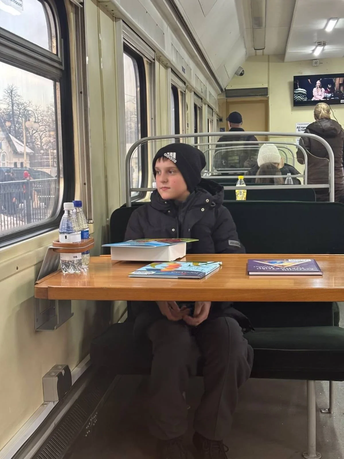 Тепло на рейках: на Київщині запустили перші вагони підтримки під час відключень