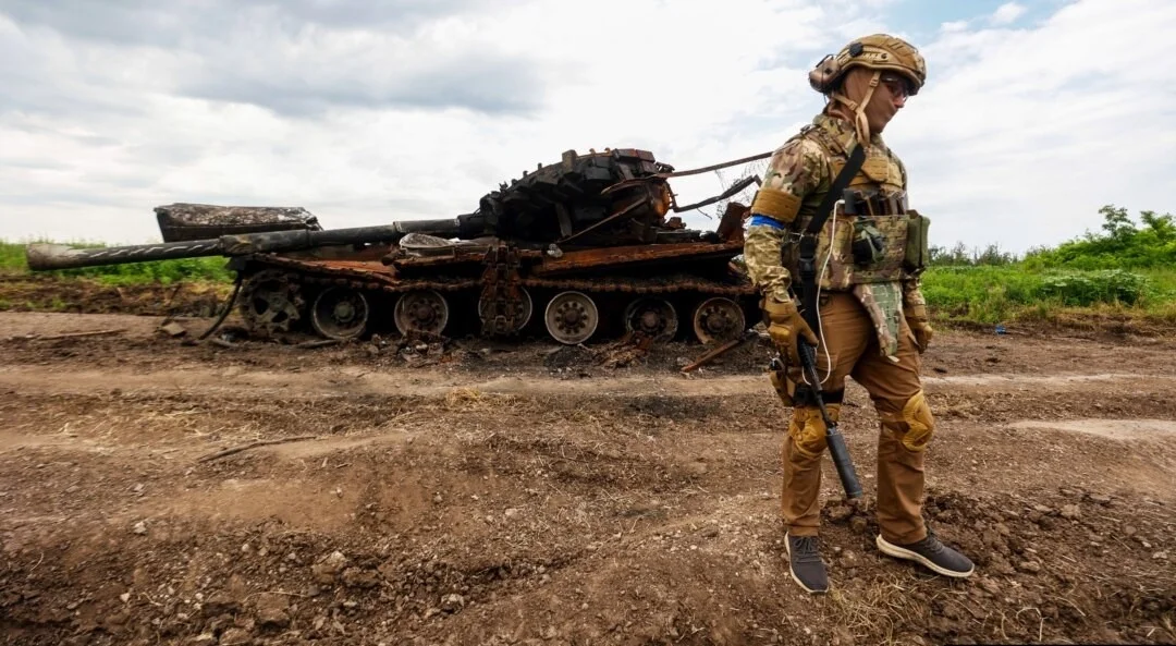 Втрати армії рф за добу: мінус танки, артилерія і сотні солдатів
