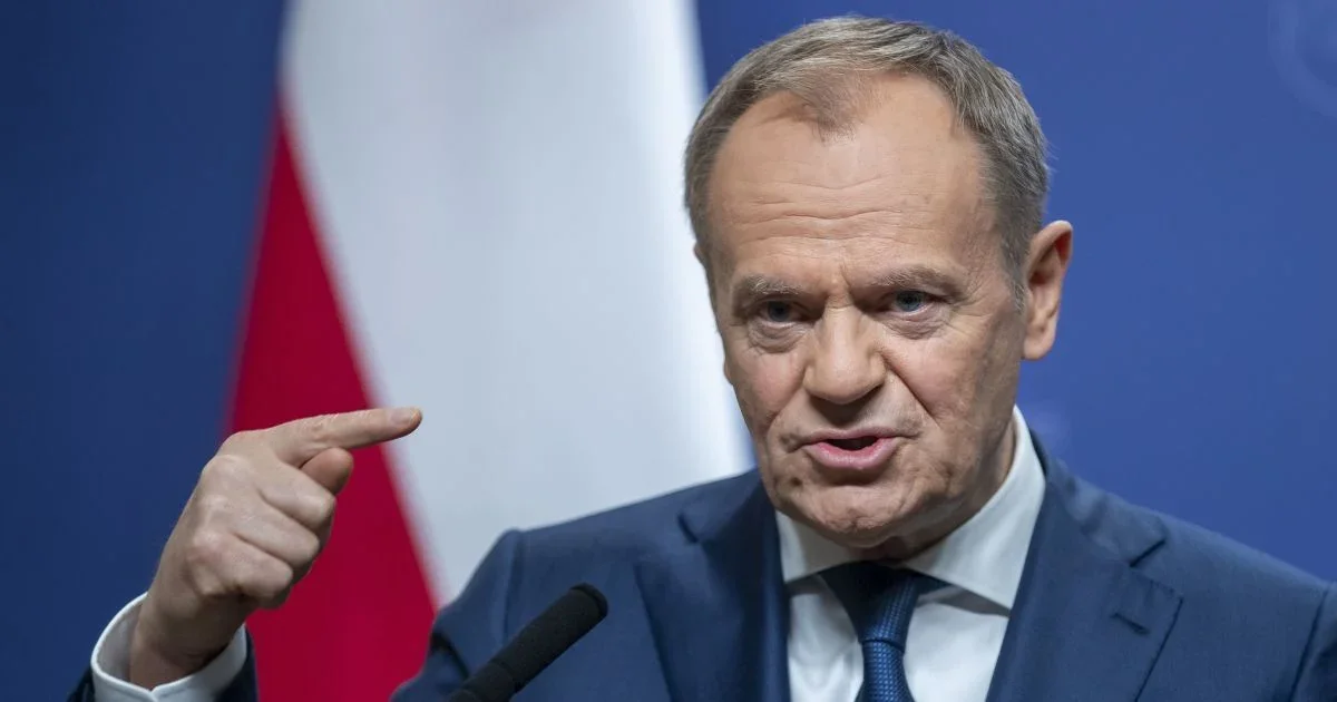 Туск жорстко відповів на заяви Трампа про мирні переговори