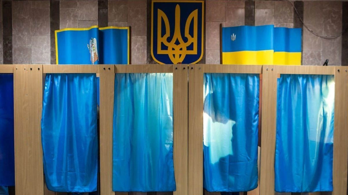 Юридичний заслін для зрадників: як не допустити колаборантів до влади, не порушуючи Конституцію