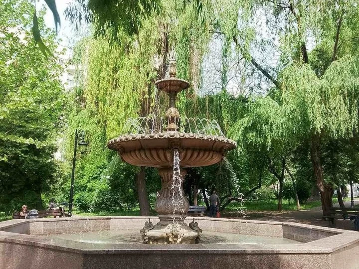 Київ відновив роботу фонтанів: повний перелік локацій