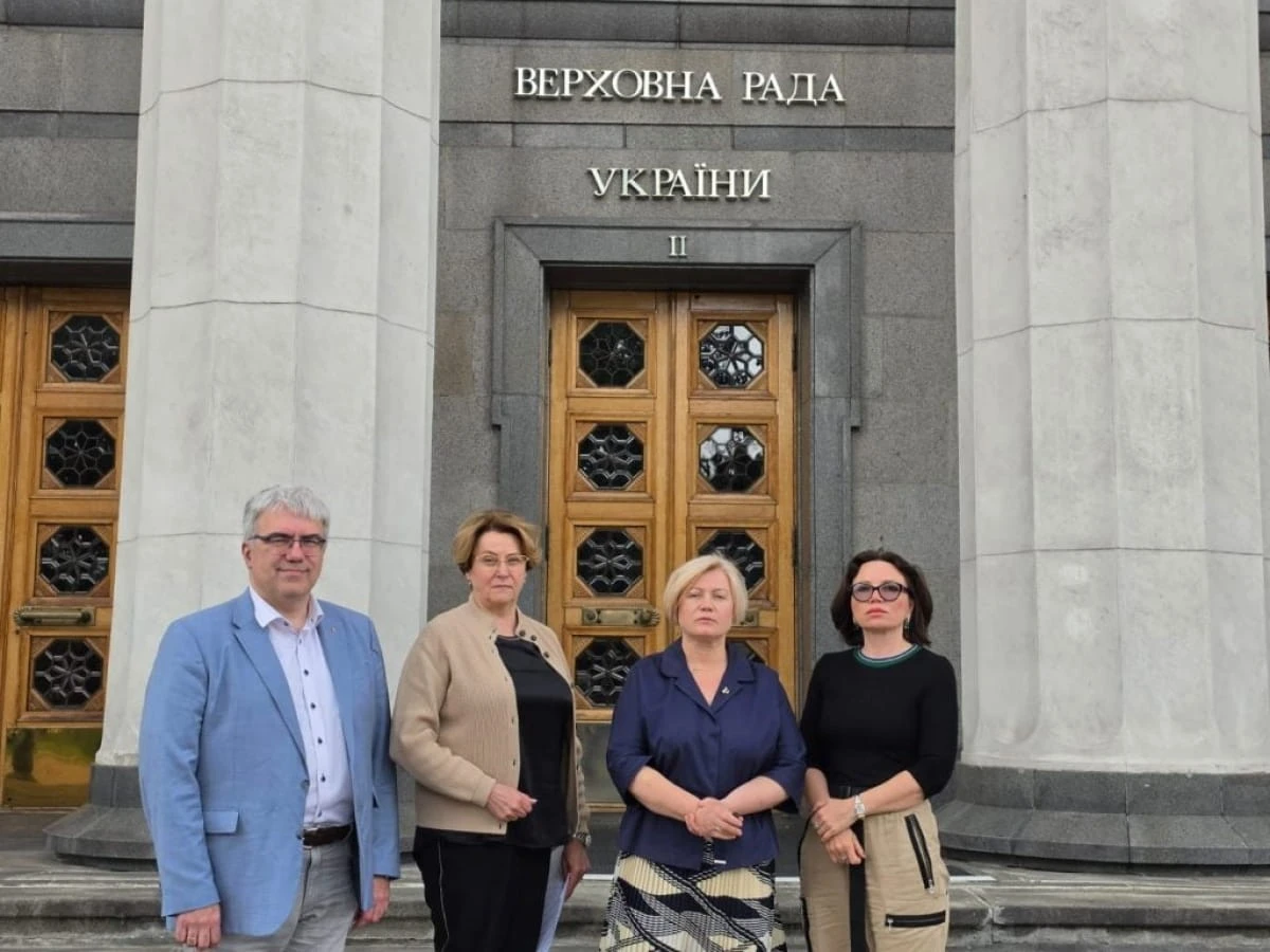 Пріоритет оборони: опозиція вимагає змінити бюджет та реформувати ДБР
