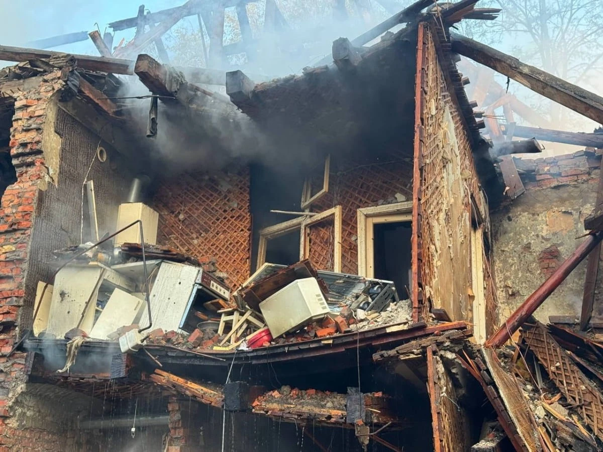 Трагедія у Дніпрі: кількість жертв нічного російського обстрілу зросла до 15 осіб